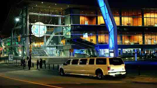 Limousine Transportation For Large Groups In Vancouver BC